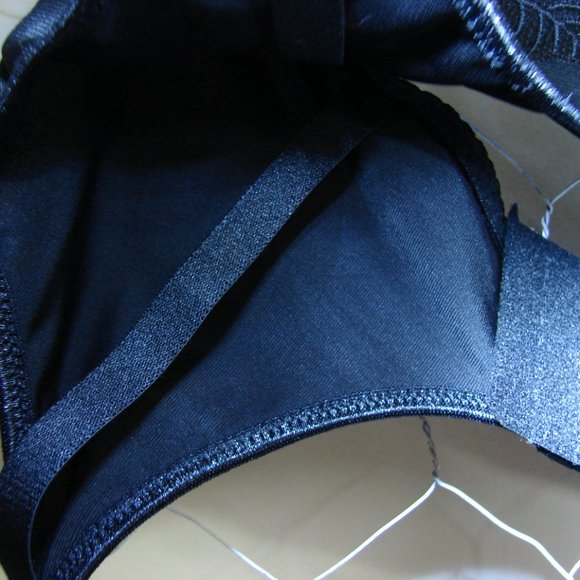 NWT Fashion Form Satin floral Embroidered Garter Belt Black Center Front Bow - Picture 7 of 15